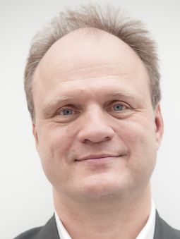 File:Frank Reichert.jpg
